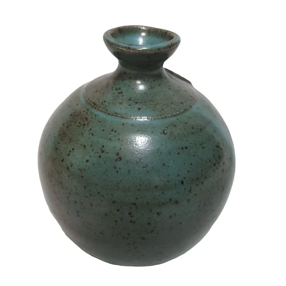 Signed Studio Pottery‎ Bud Vase Teal Green Speckled Glaze Artisan Stoneware